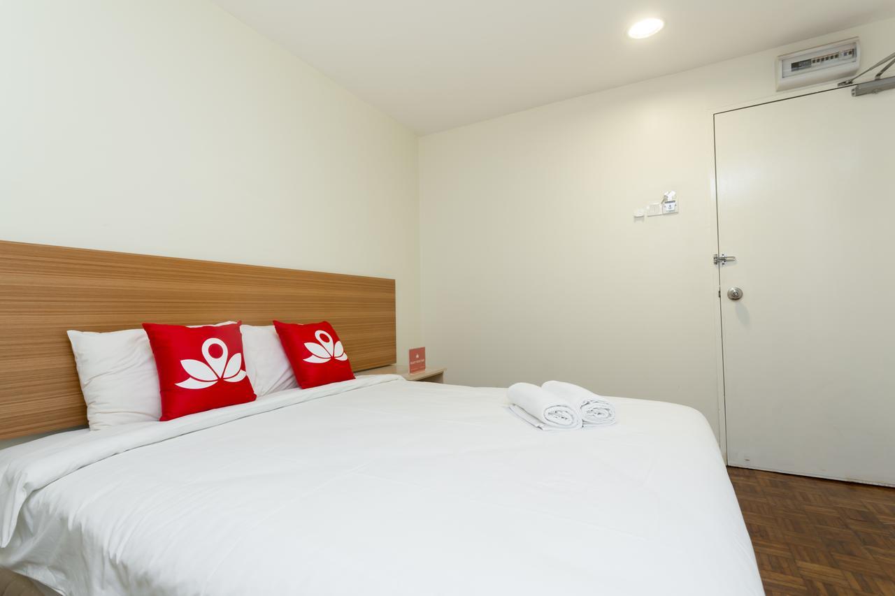 Zen Rooms Basic Sentul Куала-Лумпур Экстерьер фото