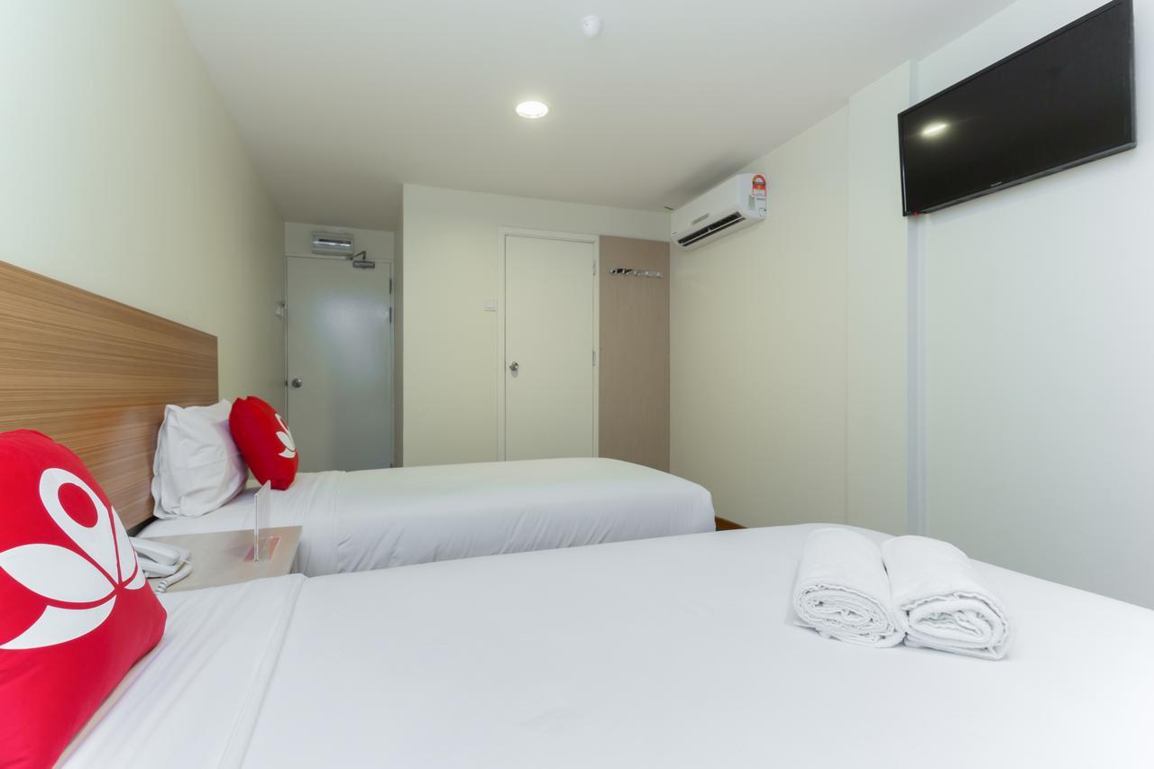 Zen Rooms Basic Sentul Куала-Лумпур Экстерьер фото