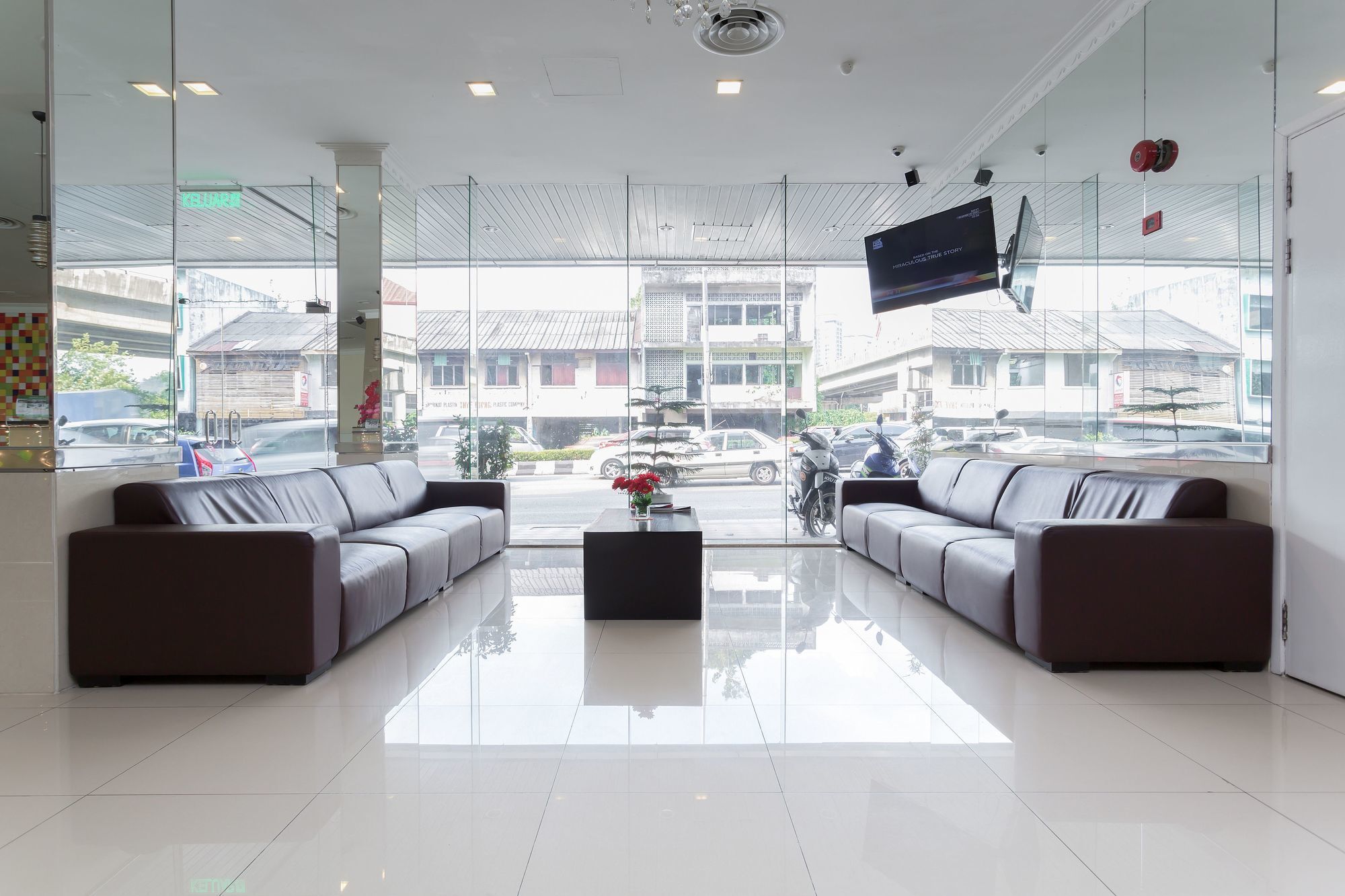Zen Rooms Basic Sentul Куала-Лумпур Экстерьер фото
