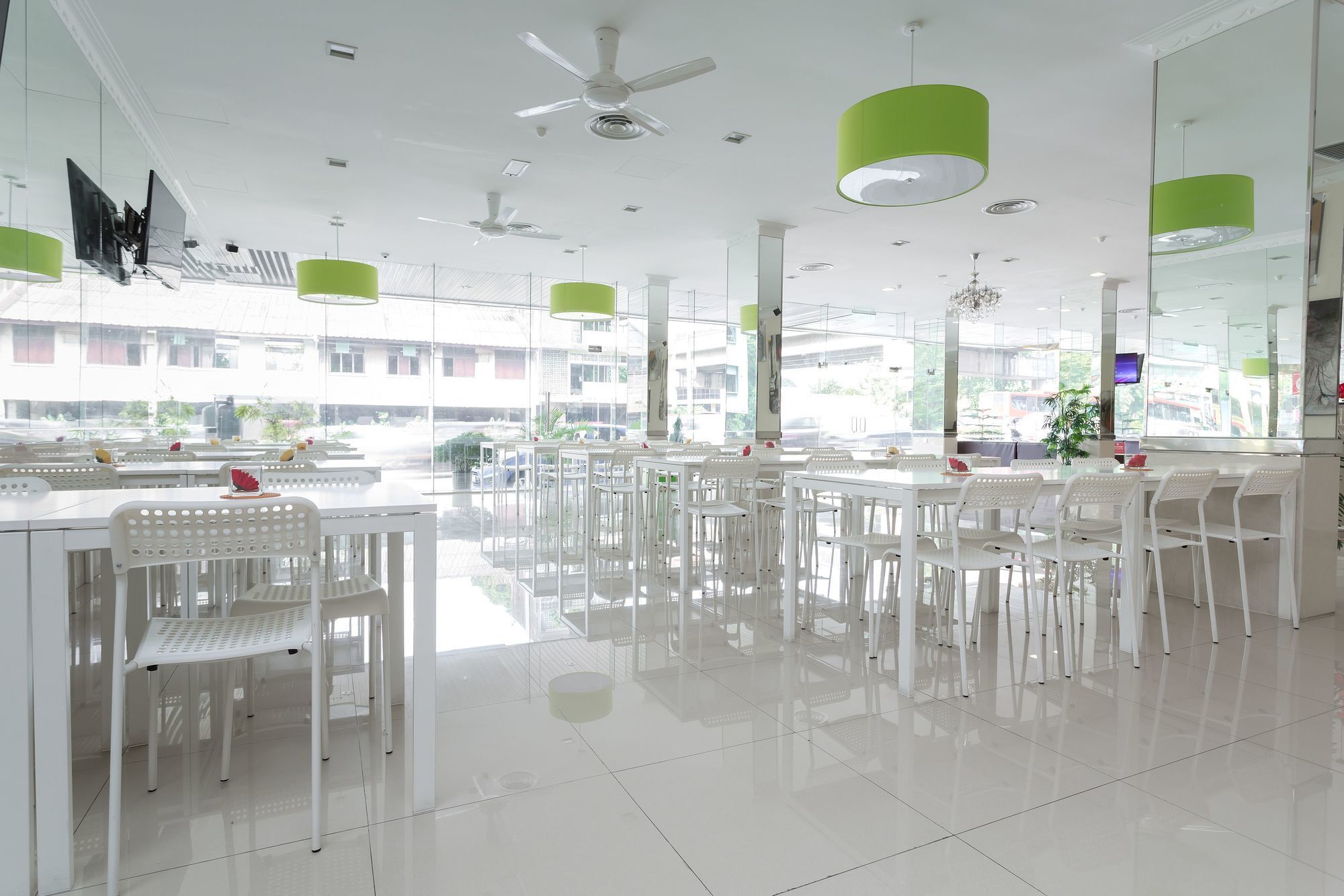Zen Rooms Basic Sentul Куала-Лумпур Экстерьер фото