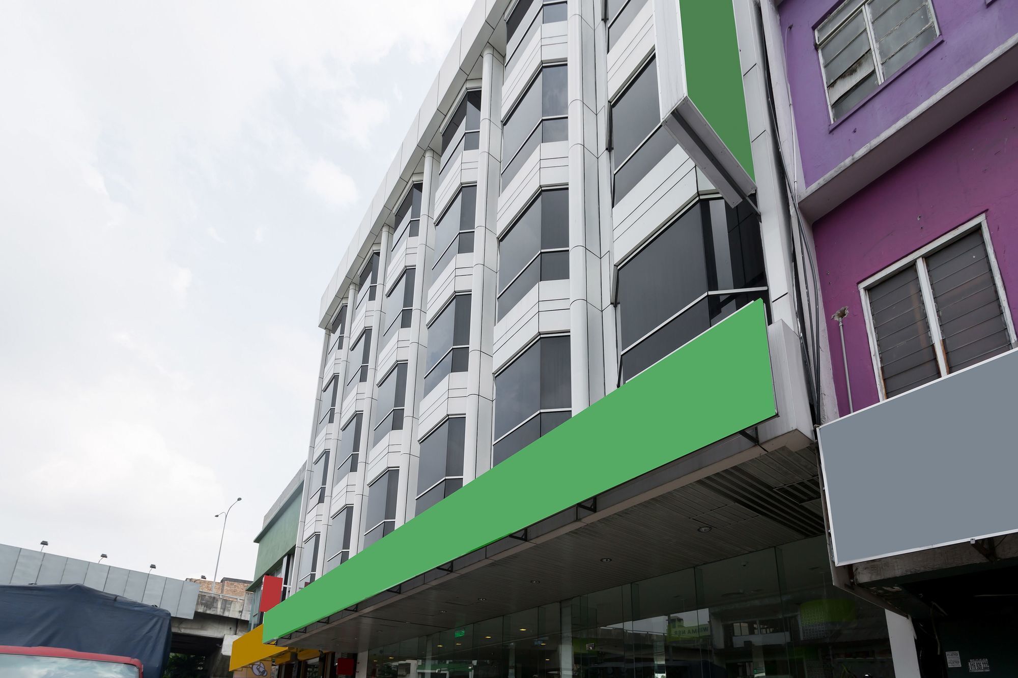 Zen Rooms Basic Sentul Куала-Лумпур Экстерьер фото